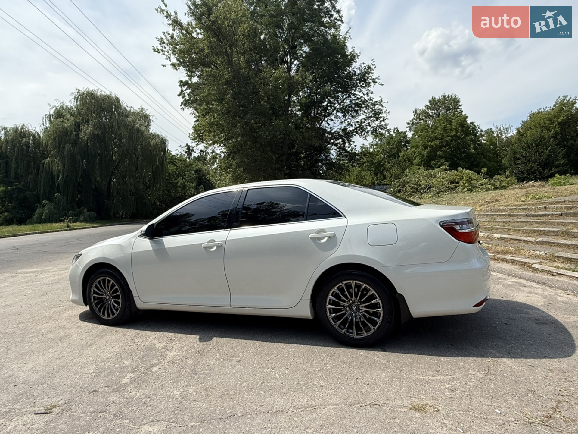 2016 Toyota Camry - мініатюра 2