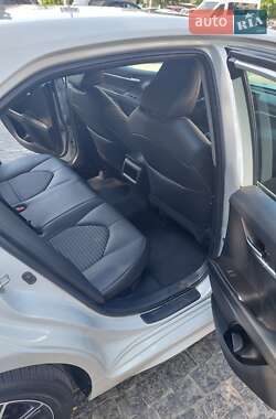 Седан Toyota Camry 2022 в 