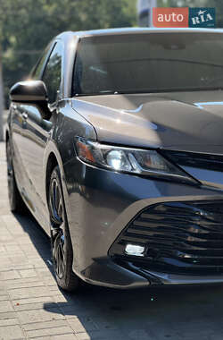 Седан Toyota Camry 2018 в 