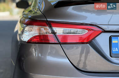 Седан Toyota Camry 2018 в 