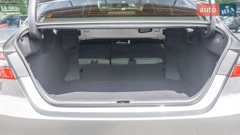 Седан Toyota Camry 2022 в Днепре фото 11 Седан Toyota Camry 2022 в Днепре