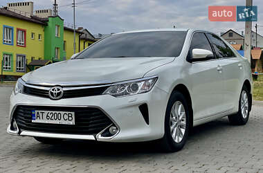 Седан Toyota Camry 2017 в Тернополі