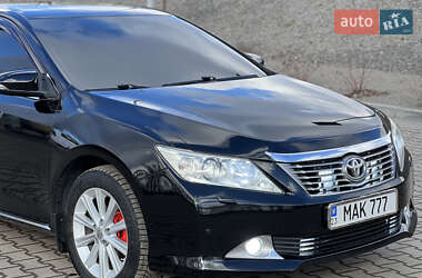 Седан Toyota Camry 2012 в 