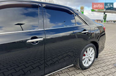 Седан Toyota Camry 2012 в 