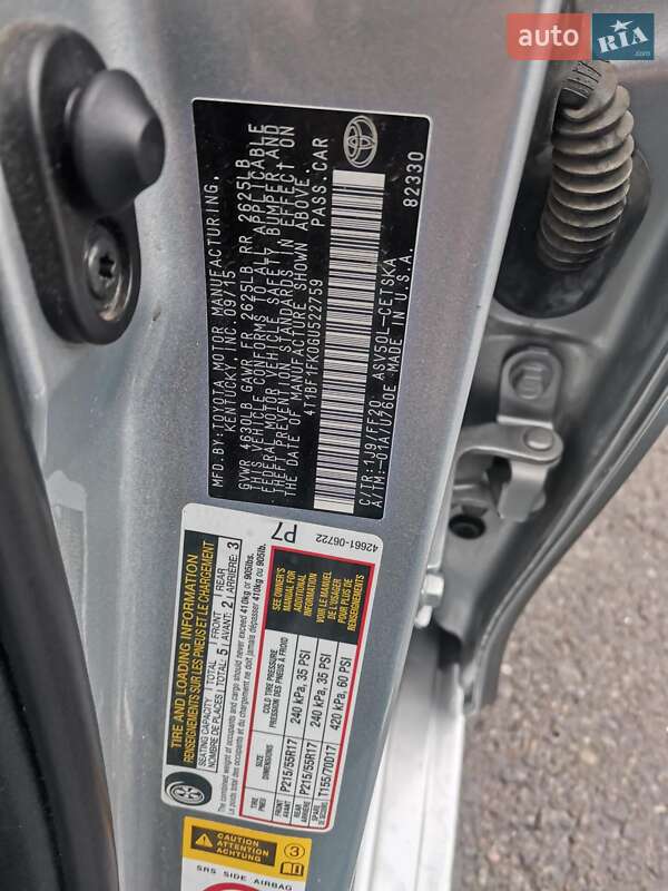 Седан Toyota Camry 2015 в Стрию