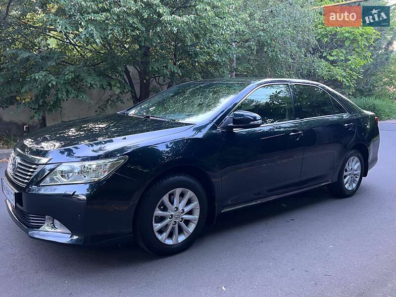 Седан Toyota Camry 2014 в Одессе
