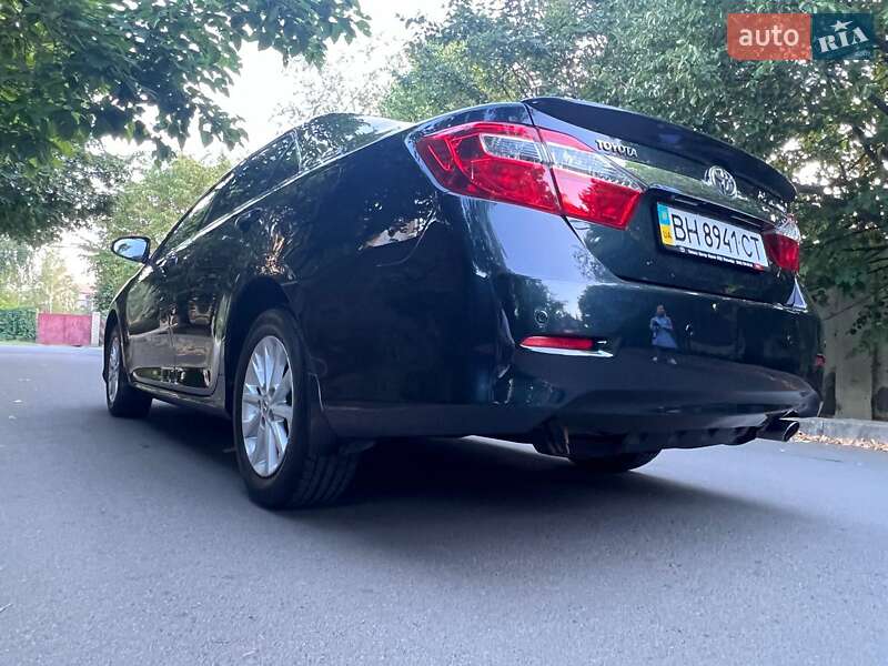 Седан Toyota Camry 2014 в Одессе