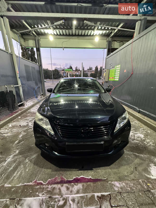 Седан Toyota Camry 2011 в Києві