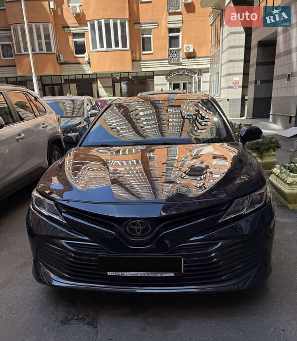 Toyota Camry 2017