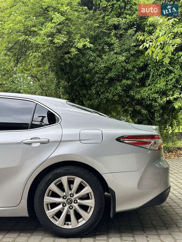 Седан Toyota Camry 2018 в Тернополе фото 6 Седан Toyota Camry 2018 в Тернополе