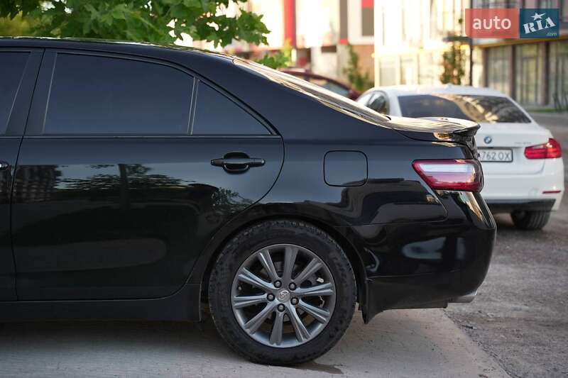 Седан Toyota Camry 2007 в Львові
