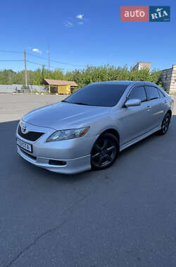Седан Toyota Camry 2006 в Кривом Роге