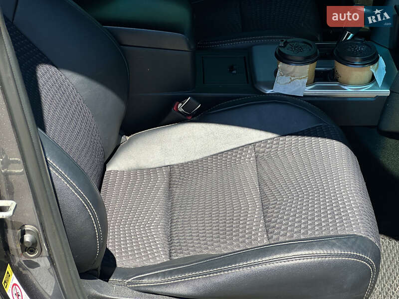 Седан Toyota Camry 2012 в Кам'янському