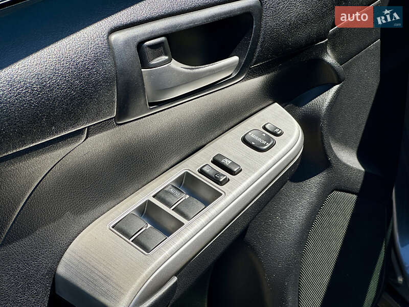 Седан Toyota Camry 2012 в Кам'янському