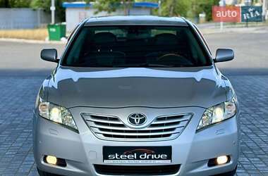 Седан Toyota Camry 2008 в Николаеве