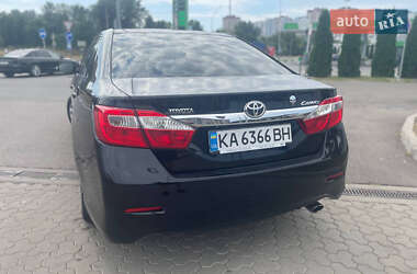 Седан Toyota Camry 2011 в 