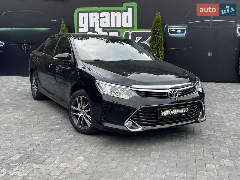 Toyota Camry 2016