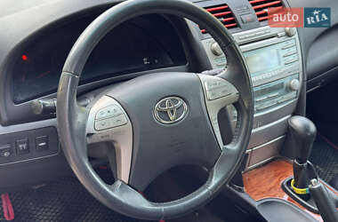 Седан Toyota Camry 2007 в 