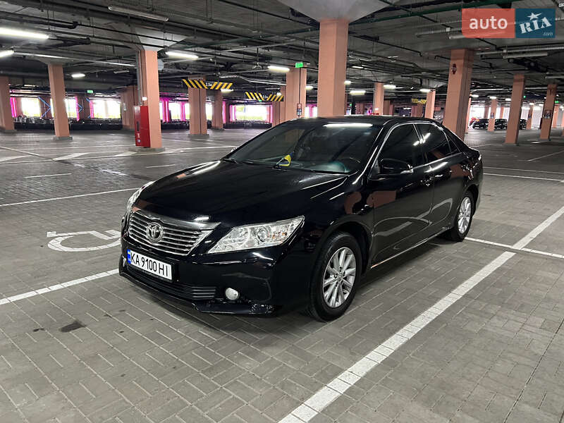 Toyota Camry 2012