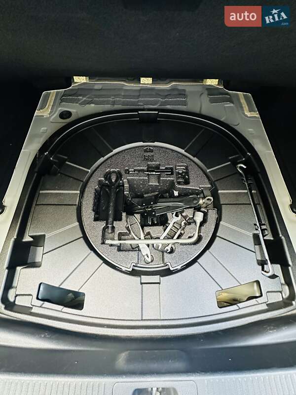 Седан Toyota Camry 2018 в Івано-Франківську фото 14 Седан Toyota Camry 2018 в Івано-Франківську