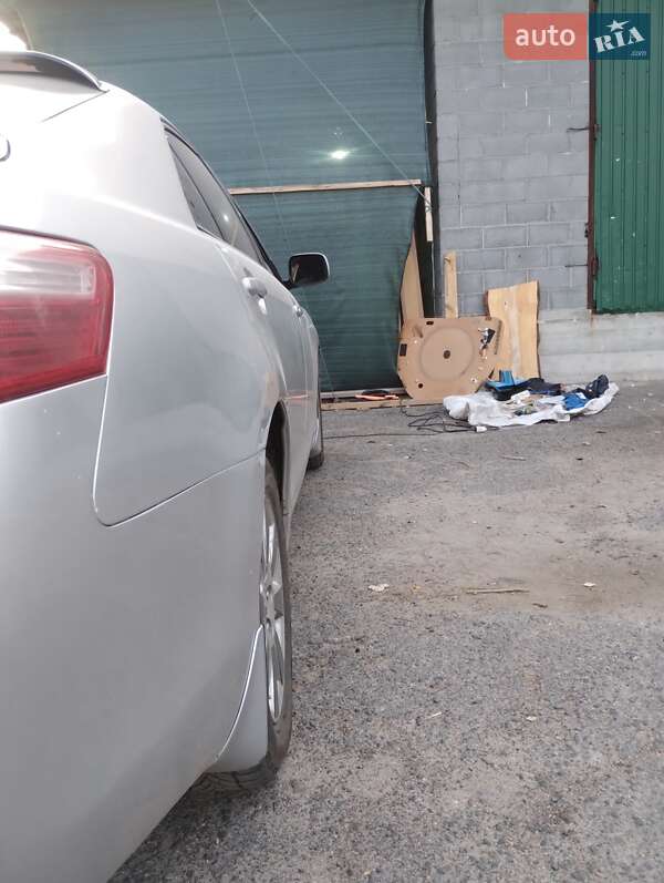 Седан Toyota Camry 2007 в Черкасах