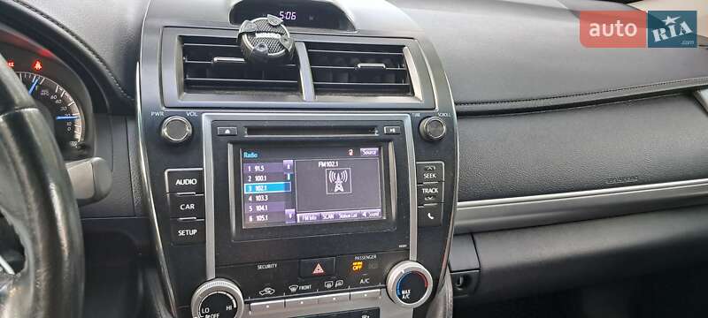 Седан Toyota Camry 2014 в Миколаєві