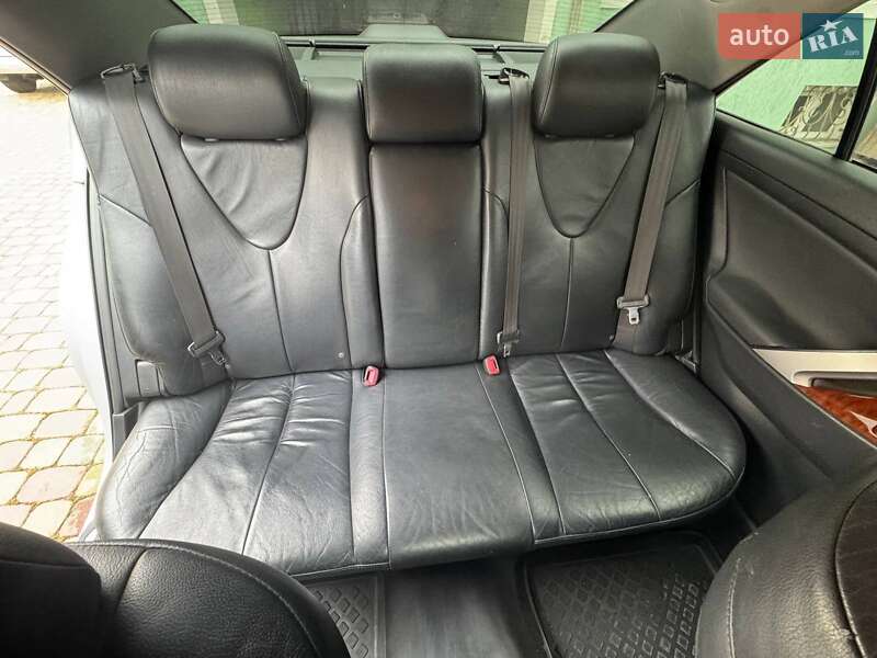 Седан Toyota Camry 2007 в Виннице