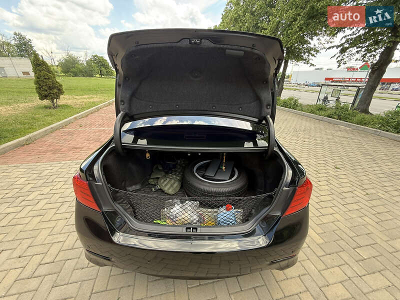 Седан Toyota Camry 2014 в Харькове
