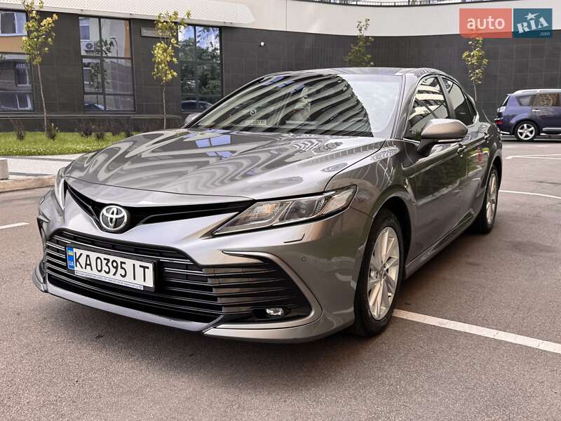 Toyota Camry 2023