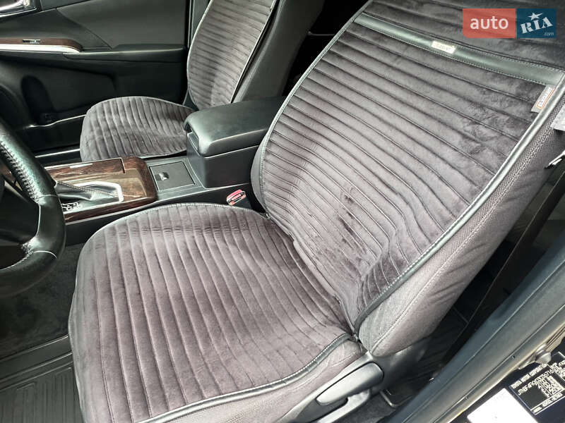 Седан Toyota Camry 2017 в Тернополі