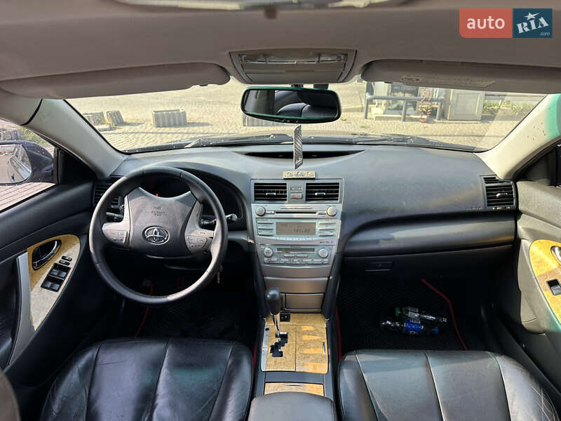 Седан Toyota Camry 2006 в Одессе