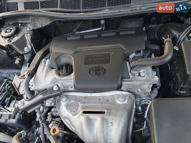 Седан Toyota Camry 2017 в Кременчуці