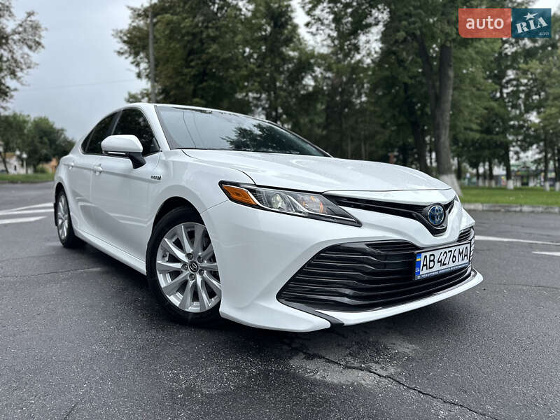 Toyota Camry 2019
