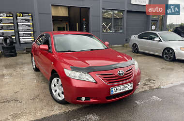 Седан Toyota Camry 2009 в Киеве