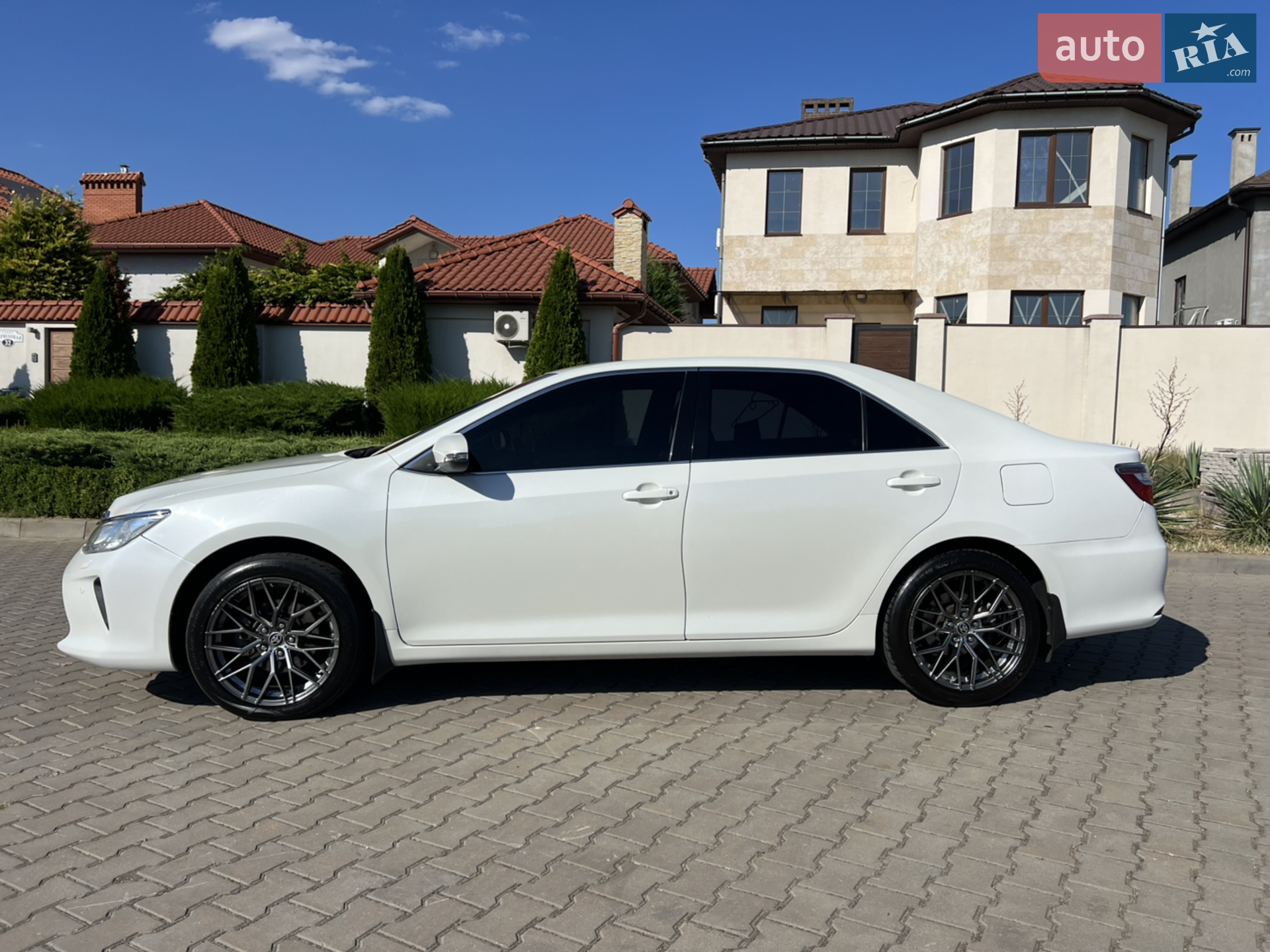 2016 Toyota Camry - мініатюра 4