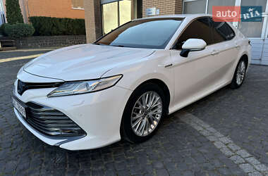 Седан Toyota Camry 2020 в Луцьку