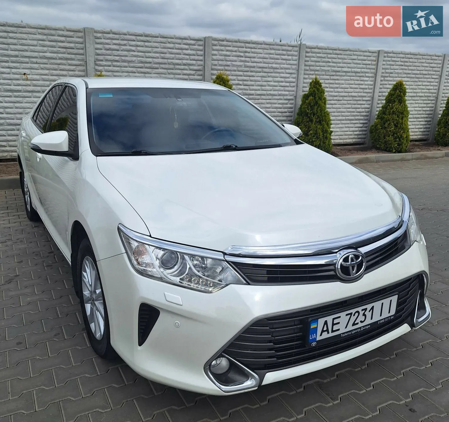 2015 Toyota Camry - мініатюра 2