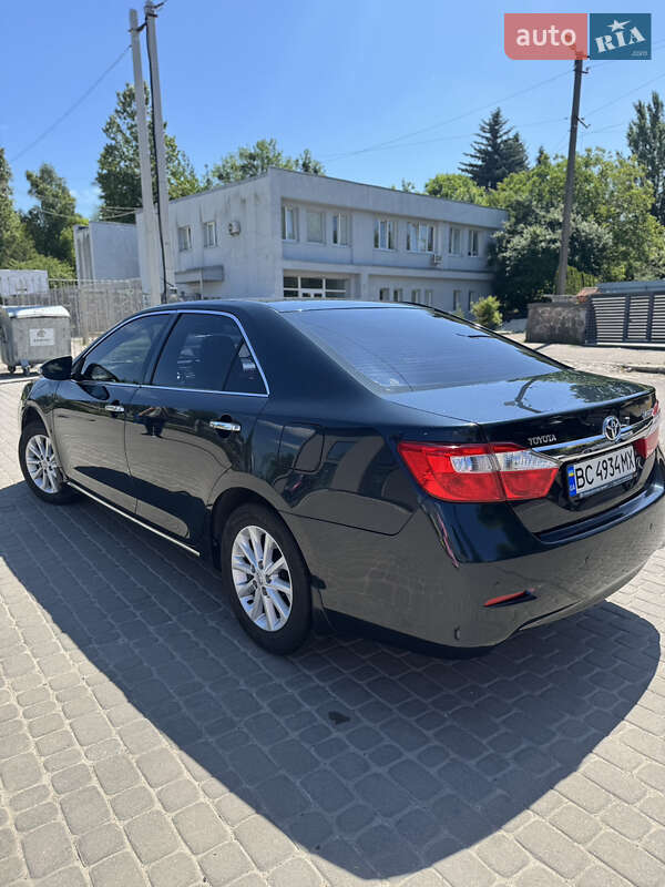 Седан Toyota Camry 2013 в Львове фото 7 Седан Toyota Camry 2013 в Львове