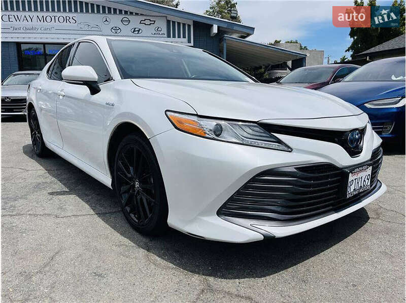 Toyota Camry 2020