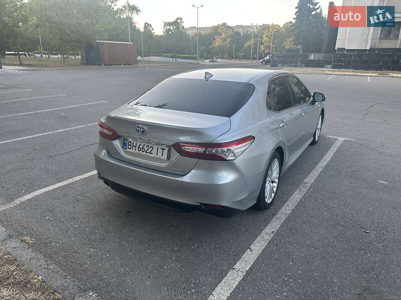 Седан Toyota Camry 2017 в Одесі