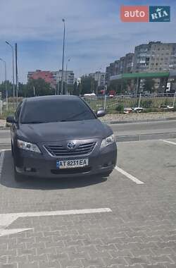 Седан Toyota Camry 2008 в Калуші