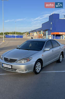Седан Toyota Camry 2002 в Запорожье