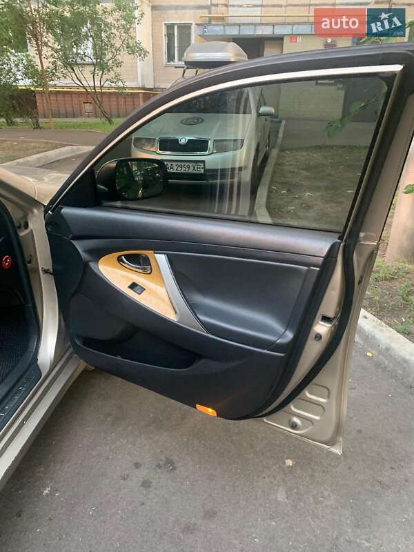 Седан Toyota Camry 2007 в Києві