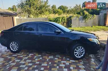 Седан Toyota Camry 2010 в Сумах