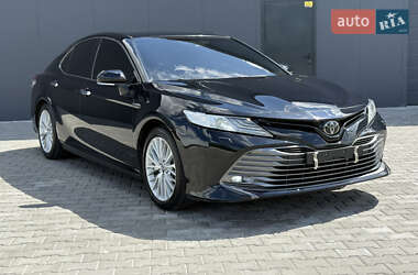 Седан Toyota Camry 2018 в Кропивницькому