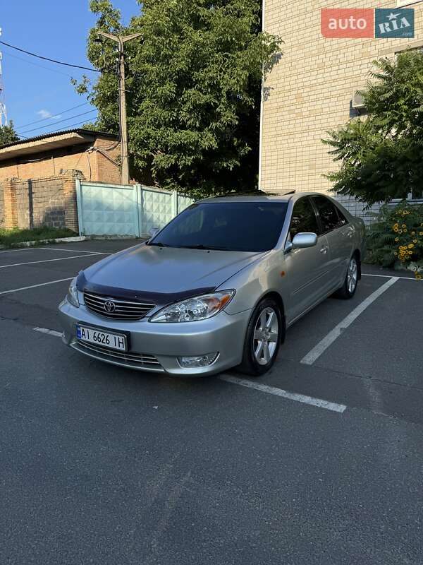 Toyota Camry 2004