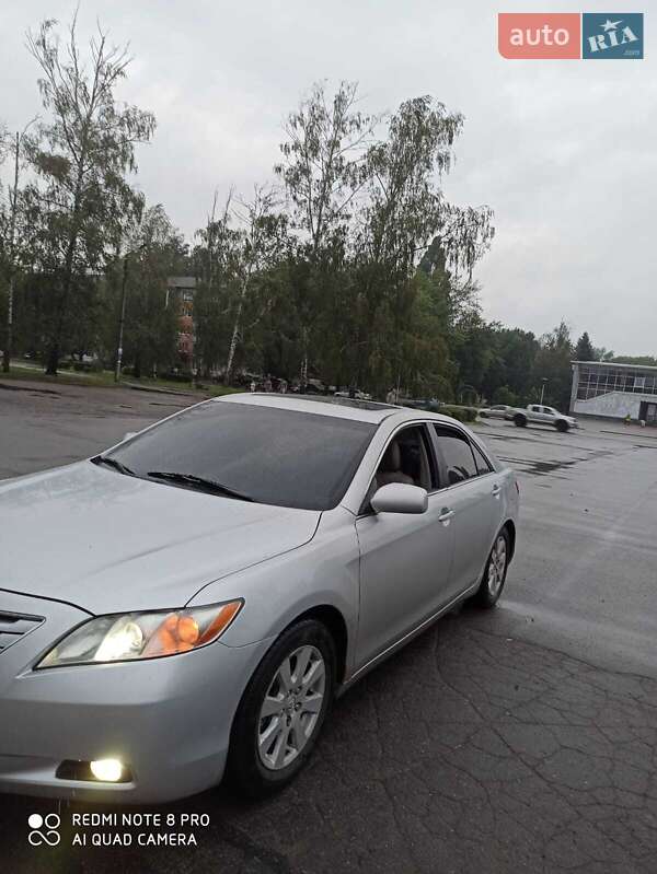 Седан Toyota Camry 2008 в Першотравенську