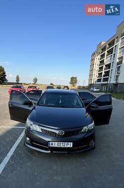 Седан Toyota Camry 2013 в Черкасах