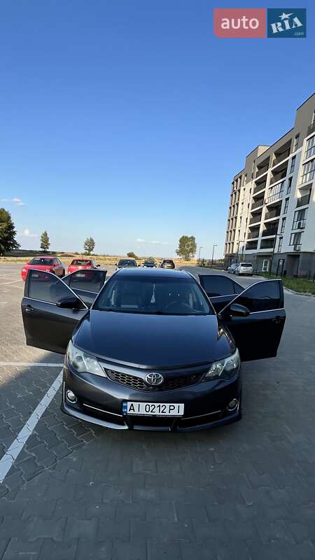 Toyota Camry 2013