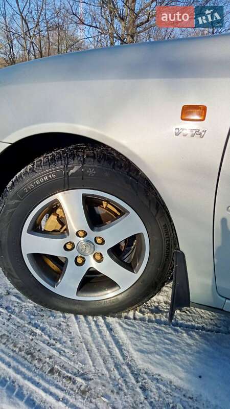 Седан Toyota Camry 2003 в Кропивницком